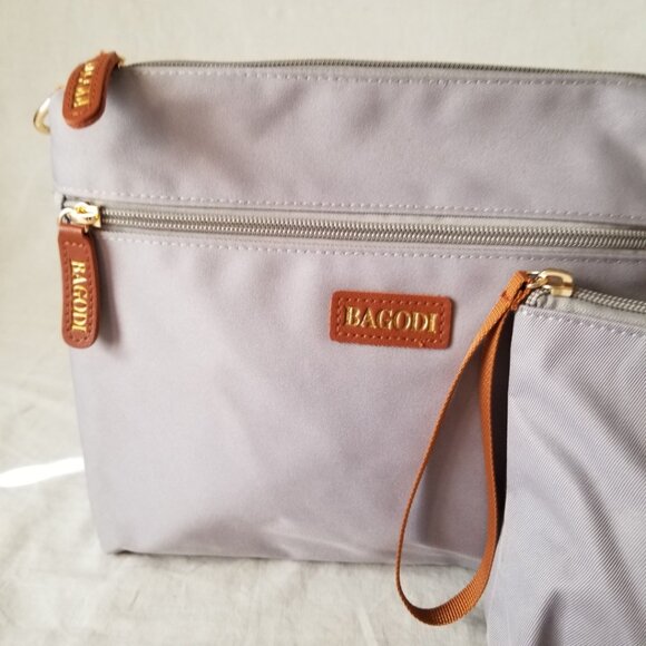 NWOT! Set of Two Travel Makeup Cosmetics Accessories Bags Pouches by Bagodi - Picture 9 of 9